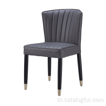 เก้าอี้รับประทานอาหารที่ทันสมัย ​​ชุดเก้าอี้สไตล์นอร์ดิก 4 ตัว เก้าอี้ไม้พลาสติก PP สีเทาสำหรับห้องรับประทานอาหาร